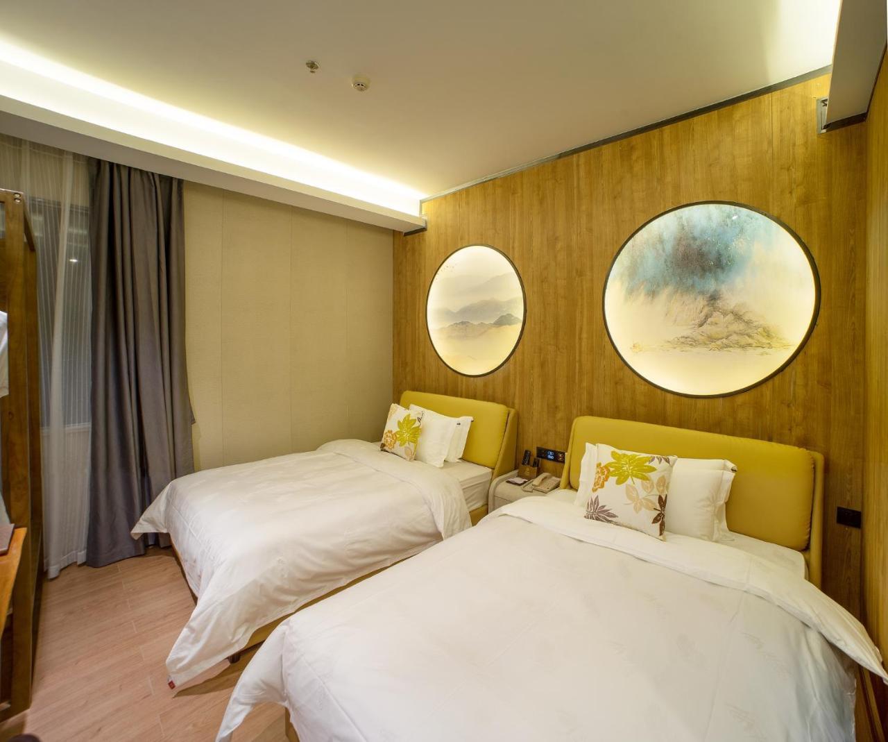 Guangzhou Nuomo International Hotel-Canton Fair Free Shuttle Bus Exterior photo